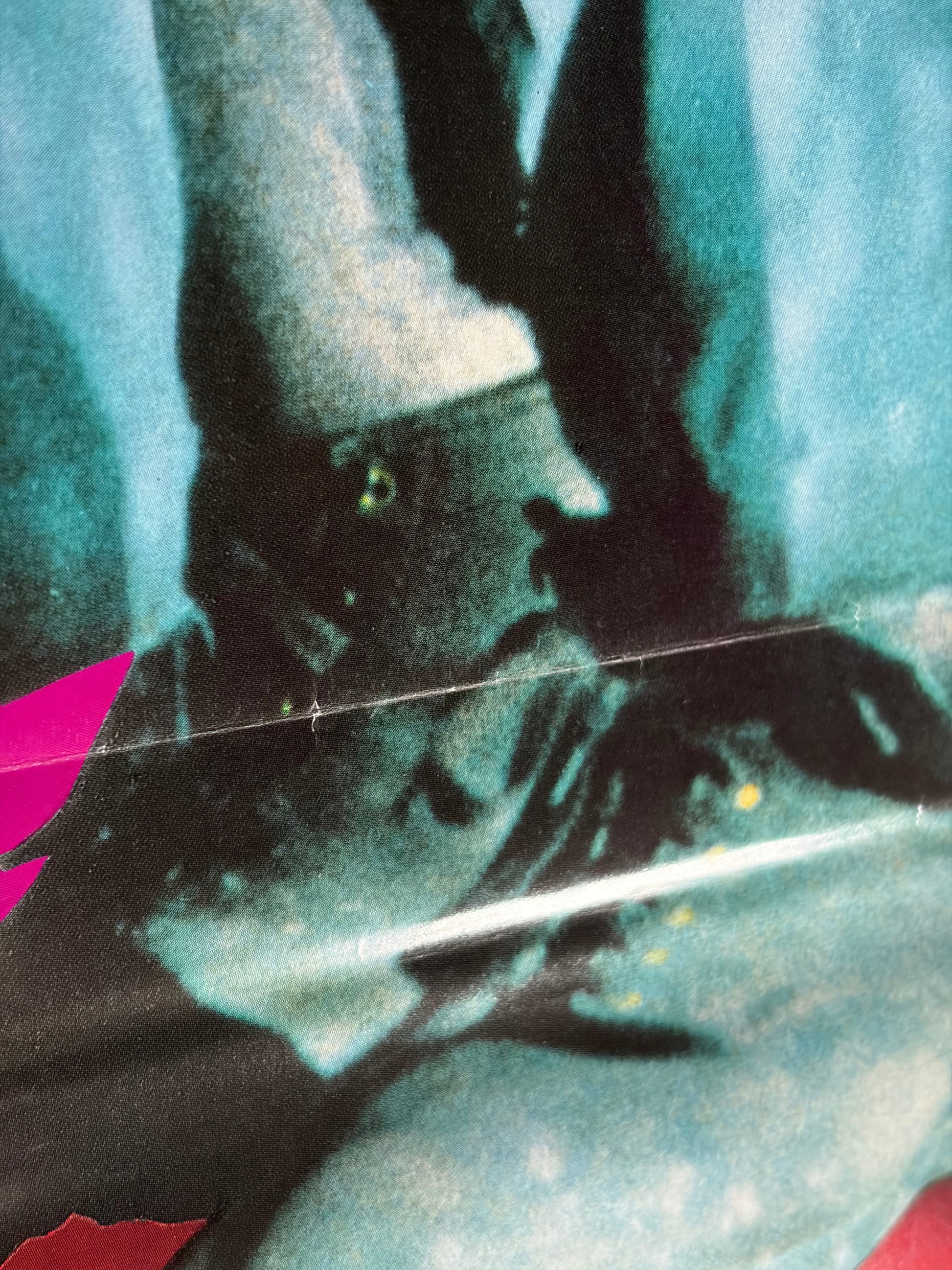The Hills Have Eyes (1984) Original Japanese B2 Poster - Style B - Condition detail 8